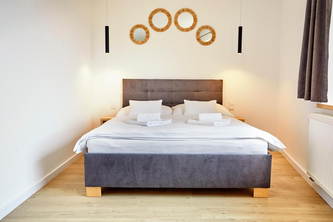 Apartmany Lama Malatiny Ngoại thất bức ảnh
