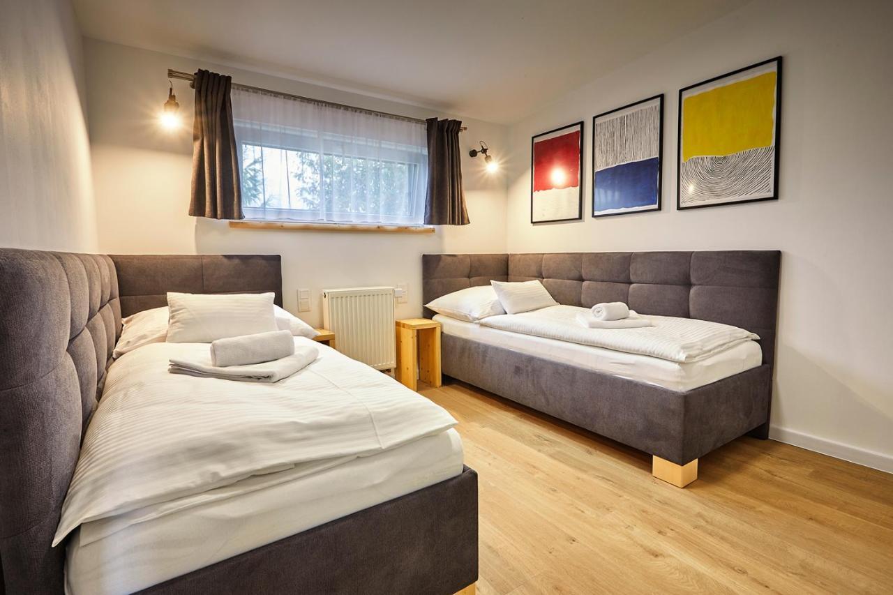 Apartmany Lama Malatiny Ngoại thất bức ảnh